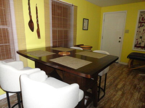 Serene,Centrally Located,Modest,Hm. - Gallery - 10