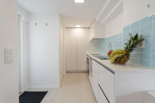 Pleasant 2-bedroom flat near the Praia da Vila Nazaré - Gallery - 18