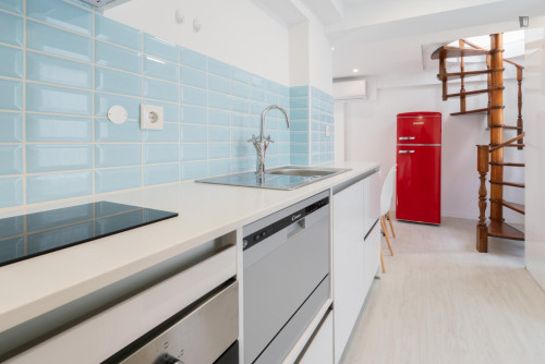 Pleasant 2-bedroom flat near the Praia da Vila Nazaré - Gallery - 20