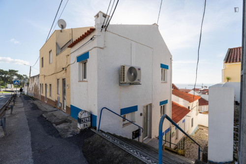 Pleasant 2-bedroom flat near the Praia da Vila Nazaré - Gallery - 9