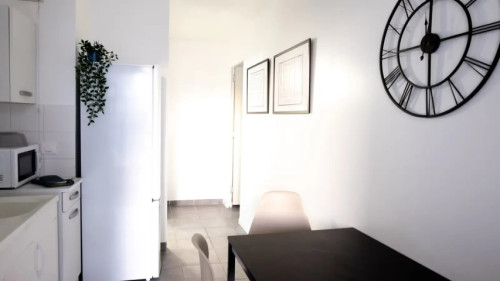 Warm and comfortable room – 12m² - LY010