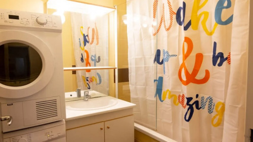 Warm and comfortable room – 12m² - LY010 - On-site Facilities
