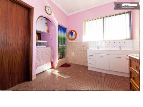 LENNYs Sweet Home Away from Home - Gallery - 5