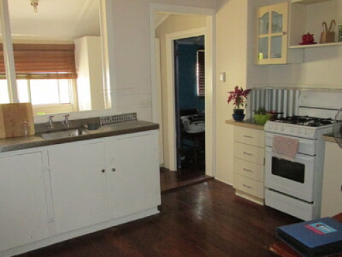 Easy going house hold 