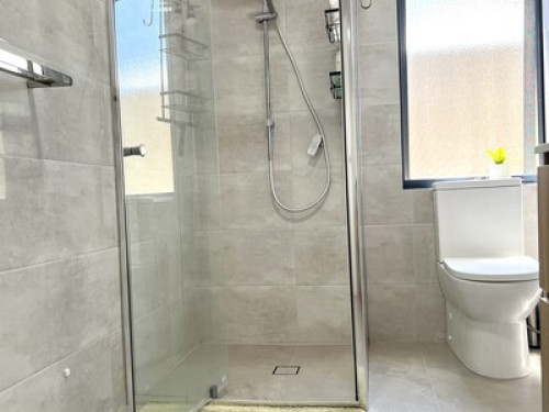 Clean and spacious room - Gallery - 13