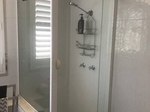 Bundall-Own Bedroom Bathroom/Toile - Gallery - 6
