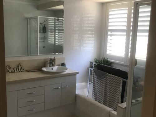 Bundall-Own Bedroom Bathroom/Toile - Gallery - 7