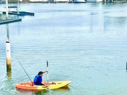 Riverfront with private beach  - Gallery - 5