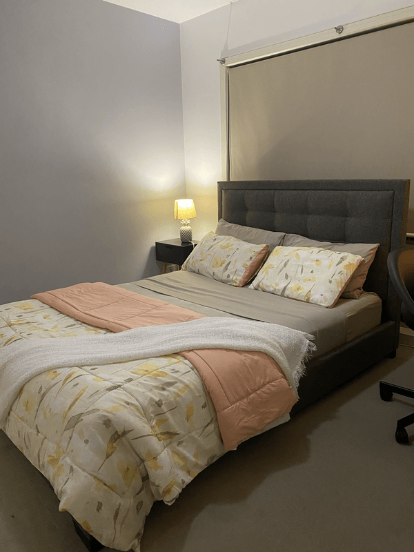  Bedroom 1(Full Room)  -  Quiet & vibrant neighbourhood  - Gallery -  1