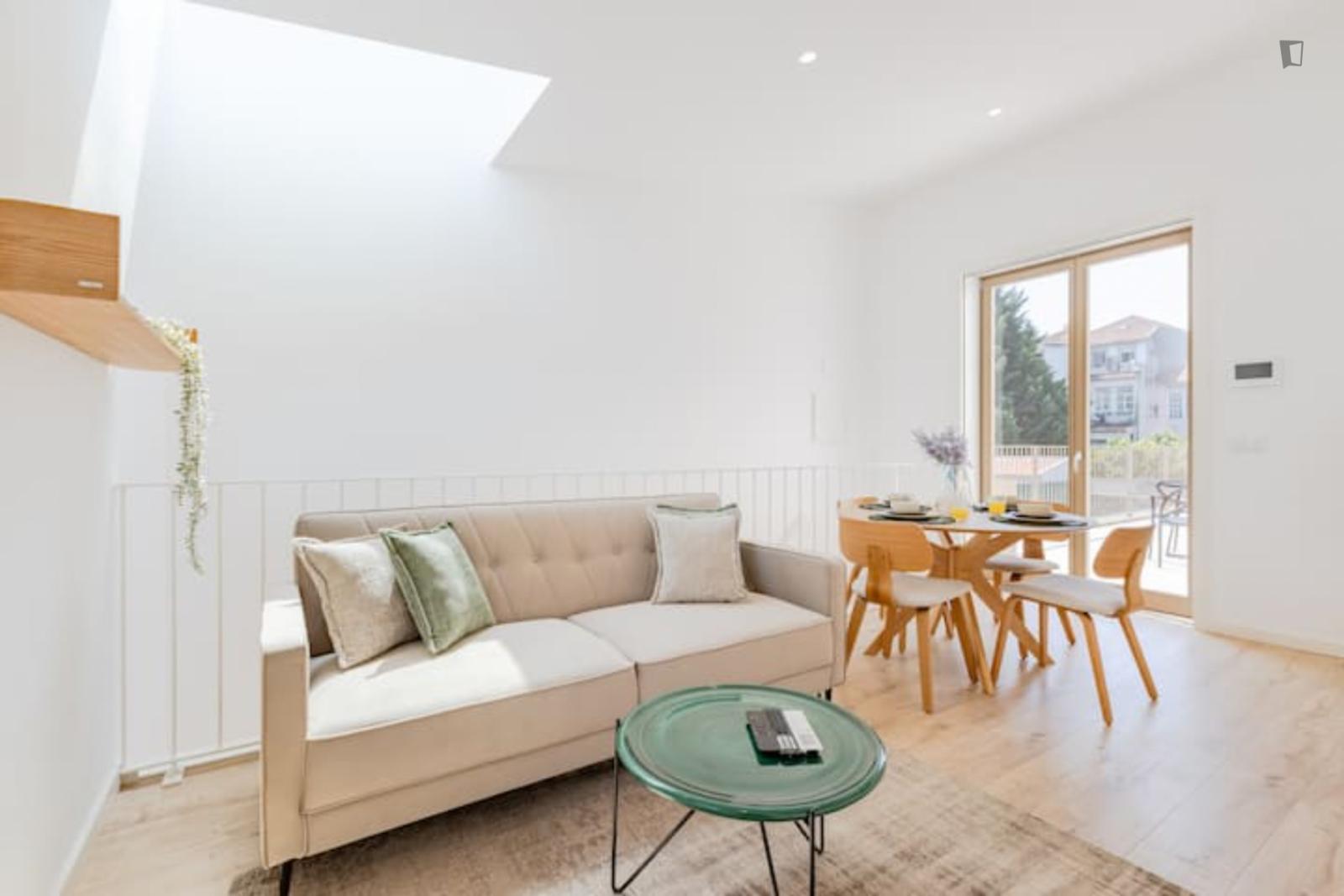  Wonderful 1-Bedroom Apartment In Popular Cedofeita  -  Wonderful 1-bedroom apartment in popular Cedofeita  - Gallery -  1