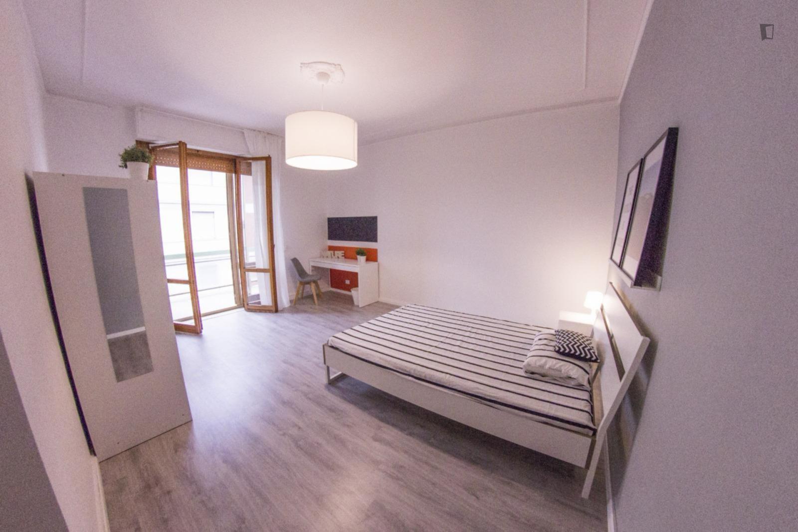  Welcoming Single Bedroom With Balcony In Novoli   -  Welcoming Single Bedroom with Balcony in Novoli   - Gallery -  1