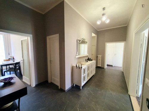Beautiful twin bedroom in San Jacopino with private bathroom - Gallery - 10