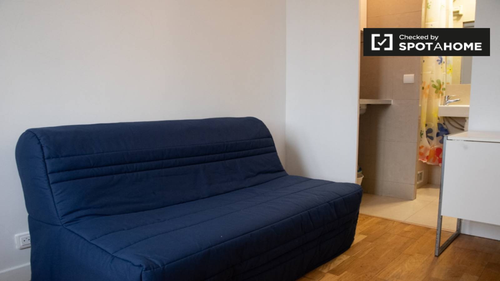  Studio Apartment  -  Studio apartment for rent in Paris  - Gallery -  1