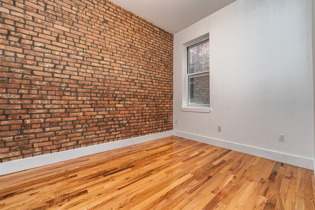 #1892: Bedford-Stuyvesant - Queen Bedroom B - 10