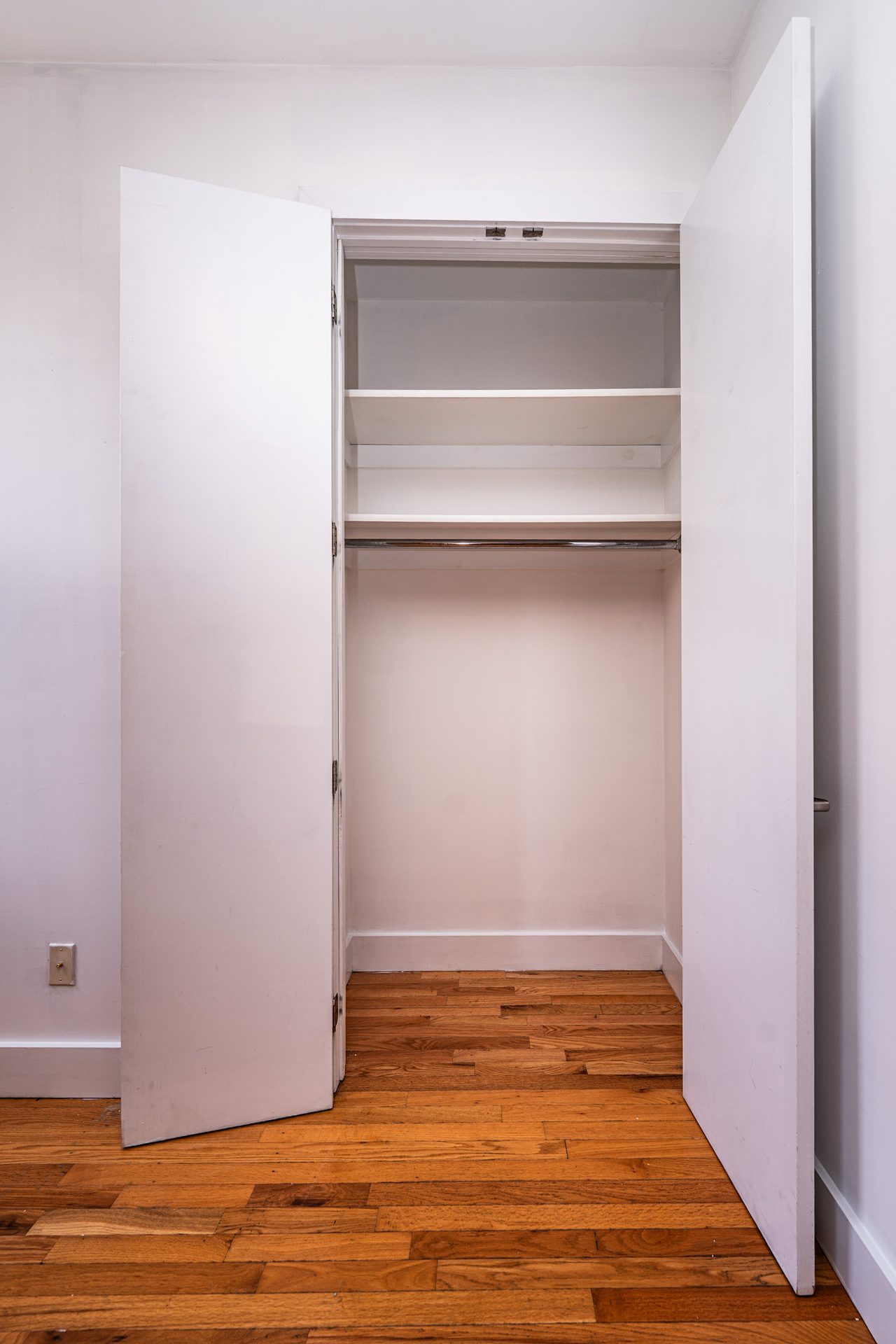 #1892: Bedford-Stuyvesant - Queen Bedroom C - 7