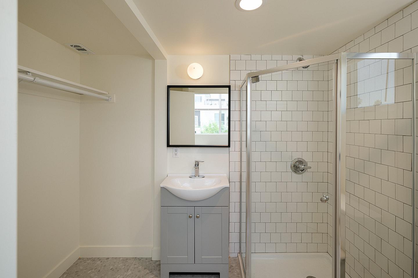 Private Room 2 - 5