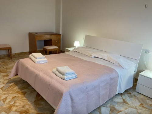 3-Bedroom Apartment in Florence - Gallery - 12