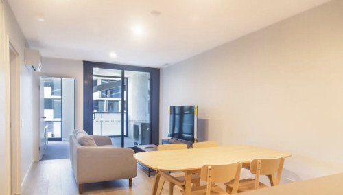 81 Cooyong St