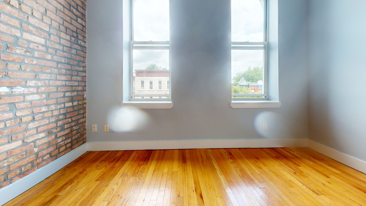 #1891: Brooklyn - Queen Bedroom C - 10