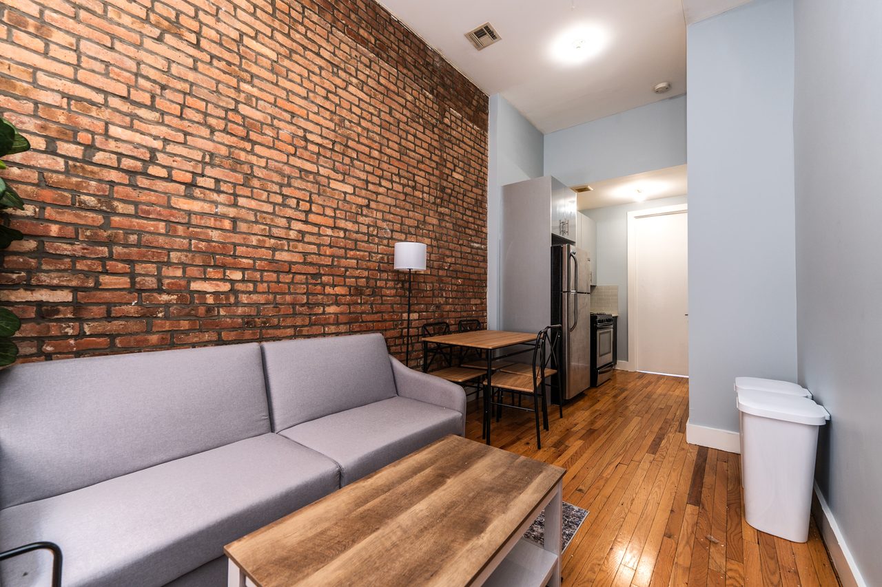 #1891: Brooklyn - Queen Bedroom C - 12