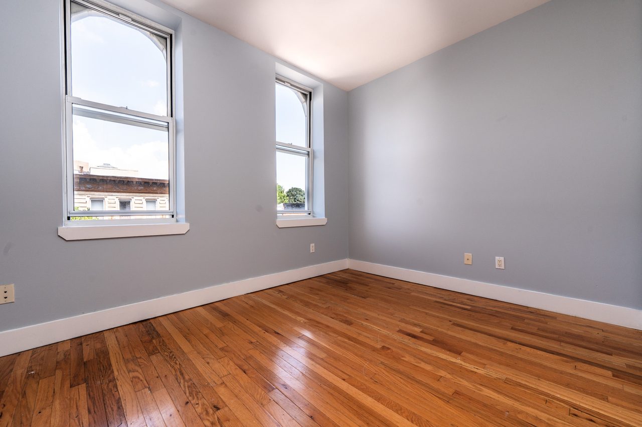 #1891: Brooklyn - Queen Bedroom A - 2