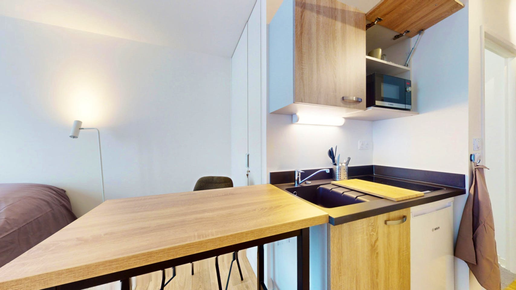 Private Studio 1 - 8