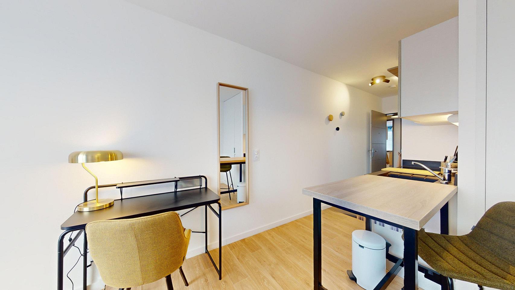 Private Studio 1 - 2