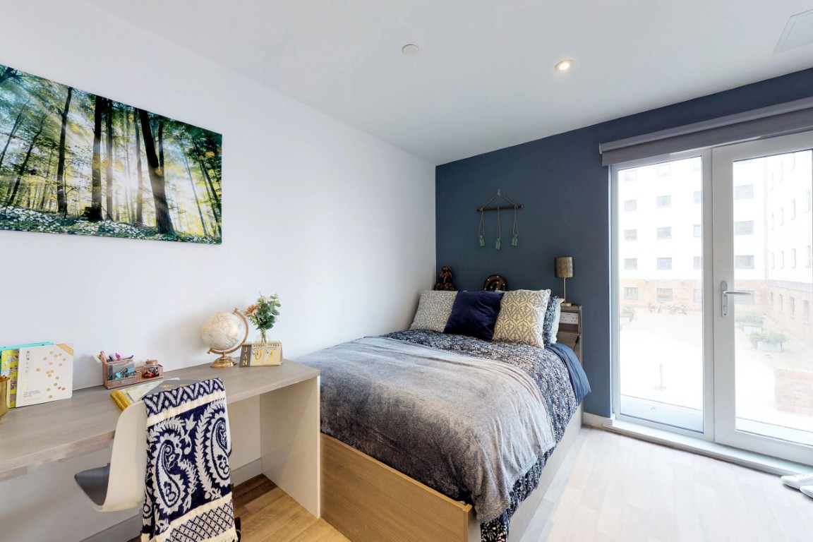  Classic Studio  -  The Bridge  - Gallery -  1