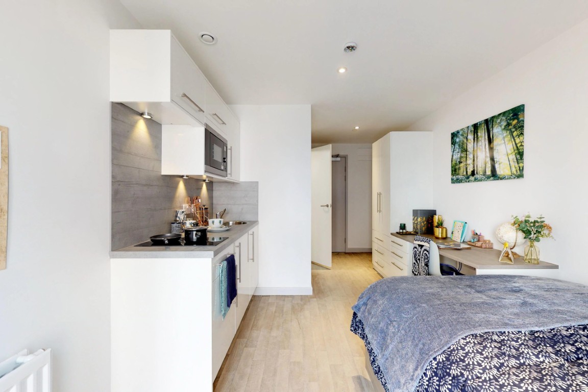  Classic Studio  -  The Bridge  - Gallery -  4