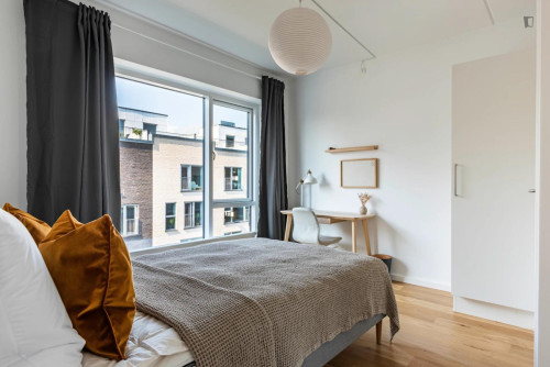 Welcoming double bedroom near Aalborg University