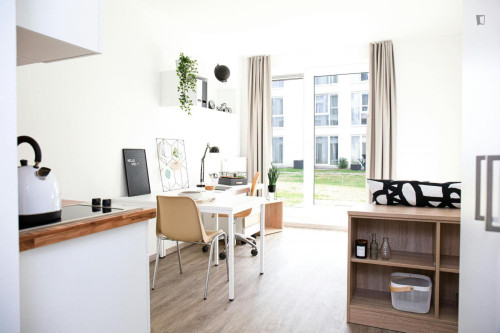 Inviting studio in Neumühlen-Dietrichsdorf