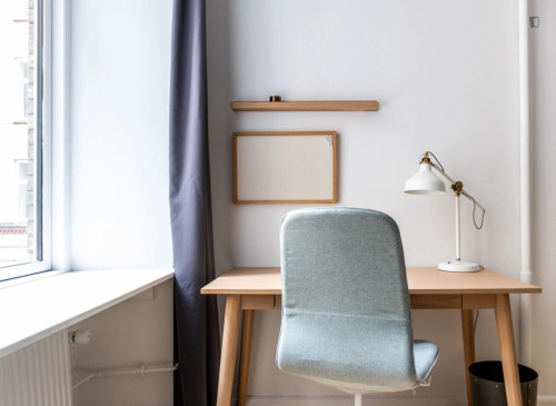 Comfy double bedroom near the Amorparken