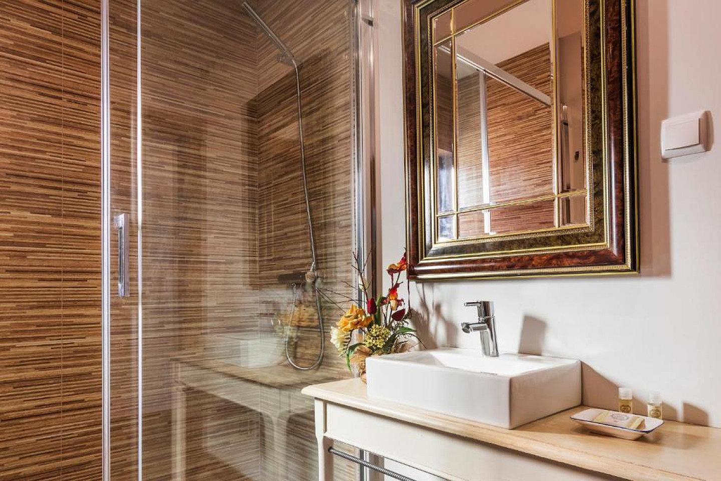  Private Room 4  -  New Coliving Community with Pool & Nature Access in Olhão's Coastal Paradise  - Gallery -  11