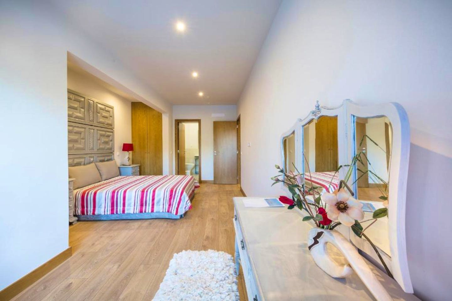  Private Room 2  -  New Coliving Community with Pool & Nature Access in Olhão's Coastal Paradise  - Gallery -  2