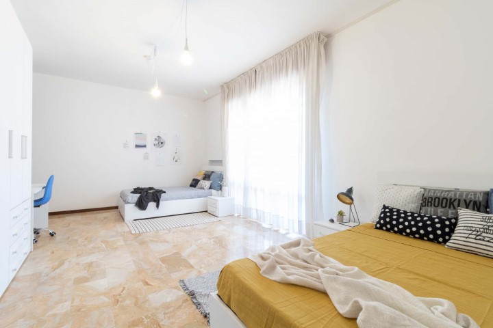  Shared Room  -  Via Eulero 27 - Posto letto in stanza doppia (1)  - Gallery -  1