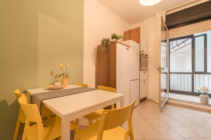 STANZA DOPPIA AD USO SINGOLO AFFITTO ALL INCLUSIVE