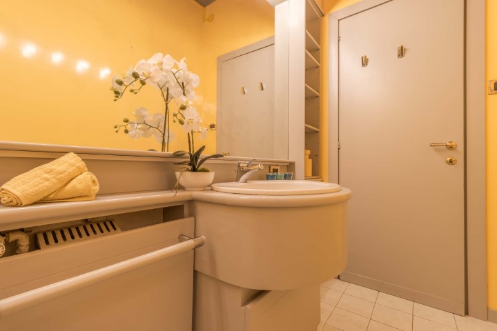  Room  -  STANZA DOPPIA AD USO SINGOLO AFFITTO ALL INCLUSIVE  - Gallery -  6