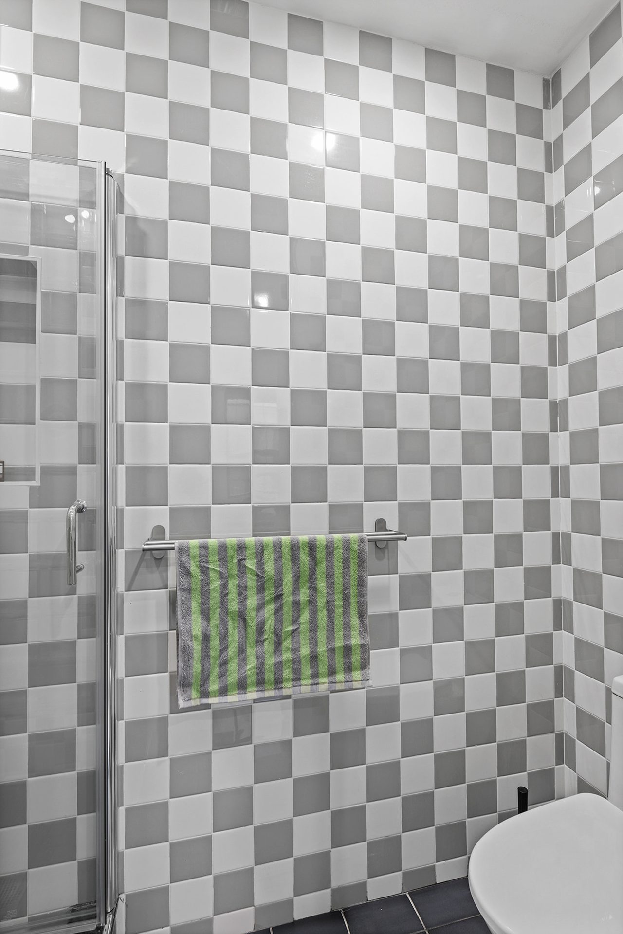 #1880: Ridgewood - Queen Bedroom A W/ Private Bathroom - 8