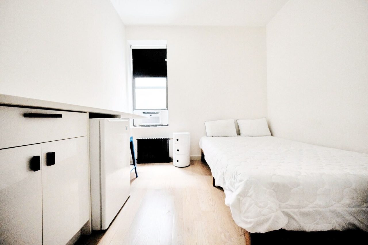 #1881: Ridgewood - Queen Bedroom A W/ Private Bathroom - #1881: Ridgewood - Gallery - 14