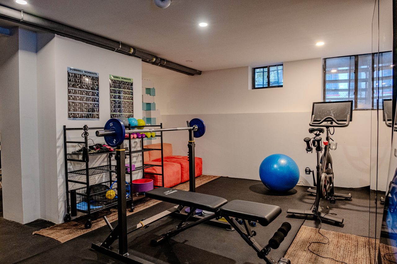 #1881: Ridgewood - Queen Bedroom C W/ Private Bathroom - #1881: Ridgewood - Gallery - 9