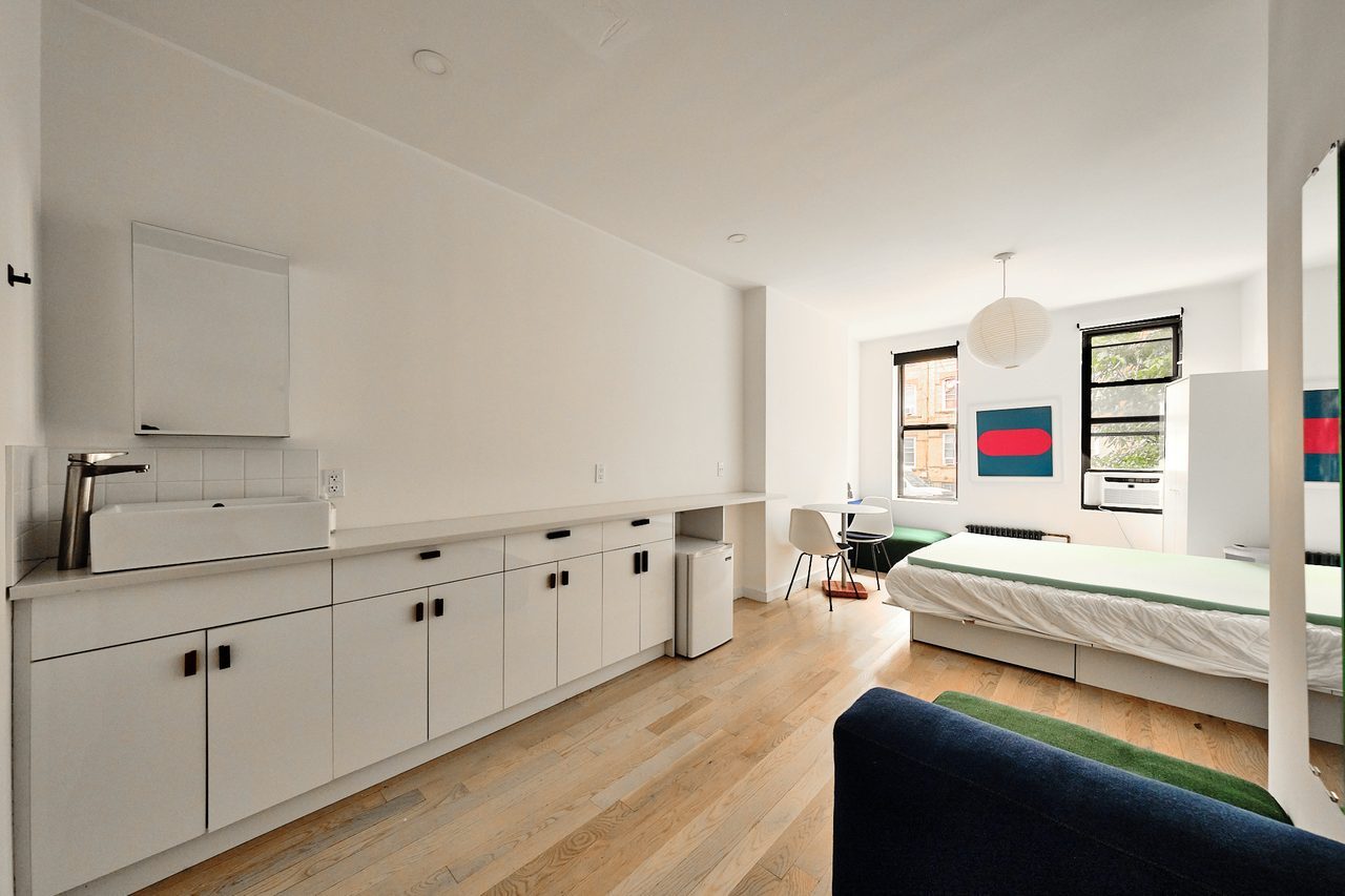 #1877: Ridgewood - Queen Bedroom C W/ Private Bathroom - 13