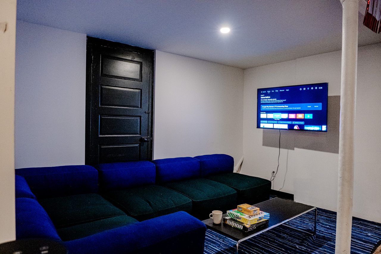 #1877: Ridgewood - Queen Bedroom C W/ Private Bathroom - 7