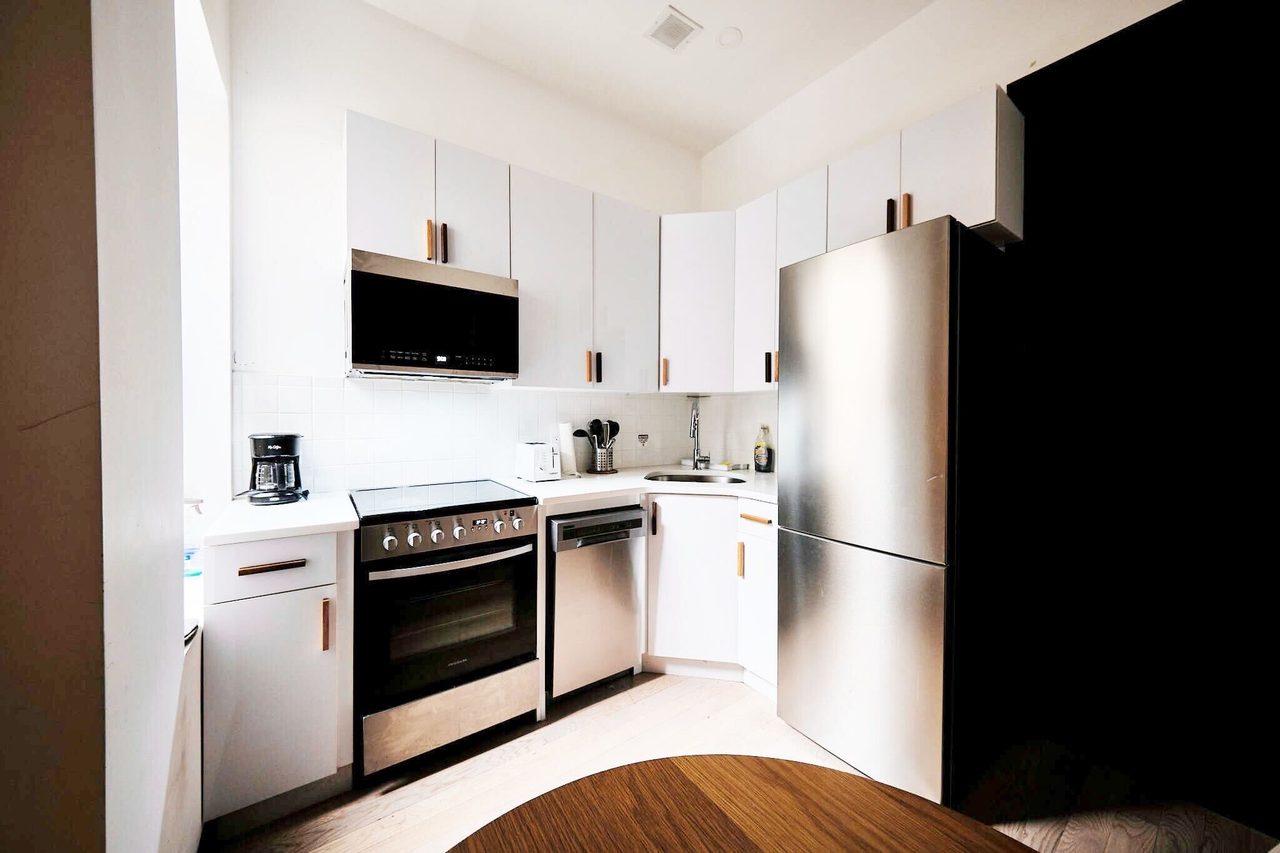 #1877: Ridgewood - Queen Bedroom B W/ Private Bathroom - 7