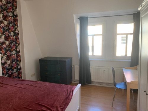 Welcoming double bedroom in Stötteritz - Gallery - 2