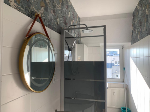 Welcoming double bedroom in Stötteritz - Gallery - 8