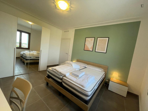 Nice Double Bedroom well connected to Piazza dei Signori, in central Treviso  - Gallery -  5
