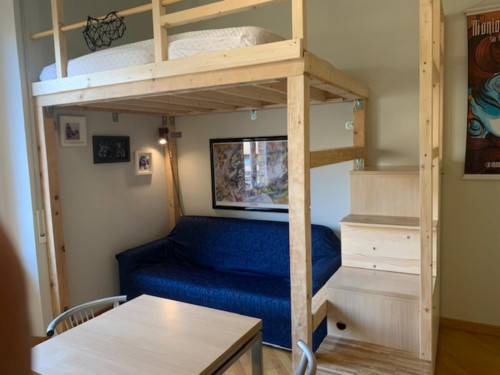 Cozy Studio within walking distance to the univeristy area