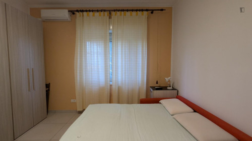 Cozy Studio near Metro University Campus