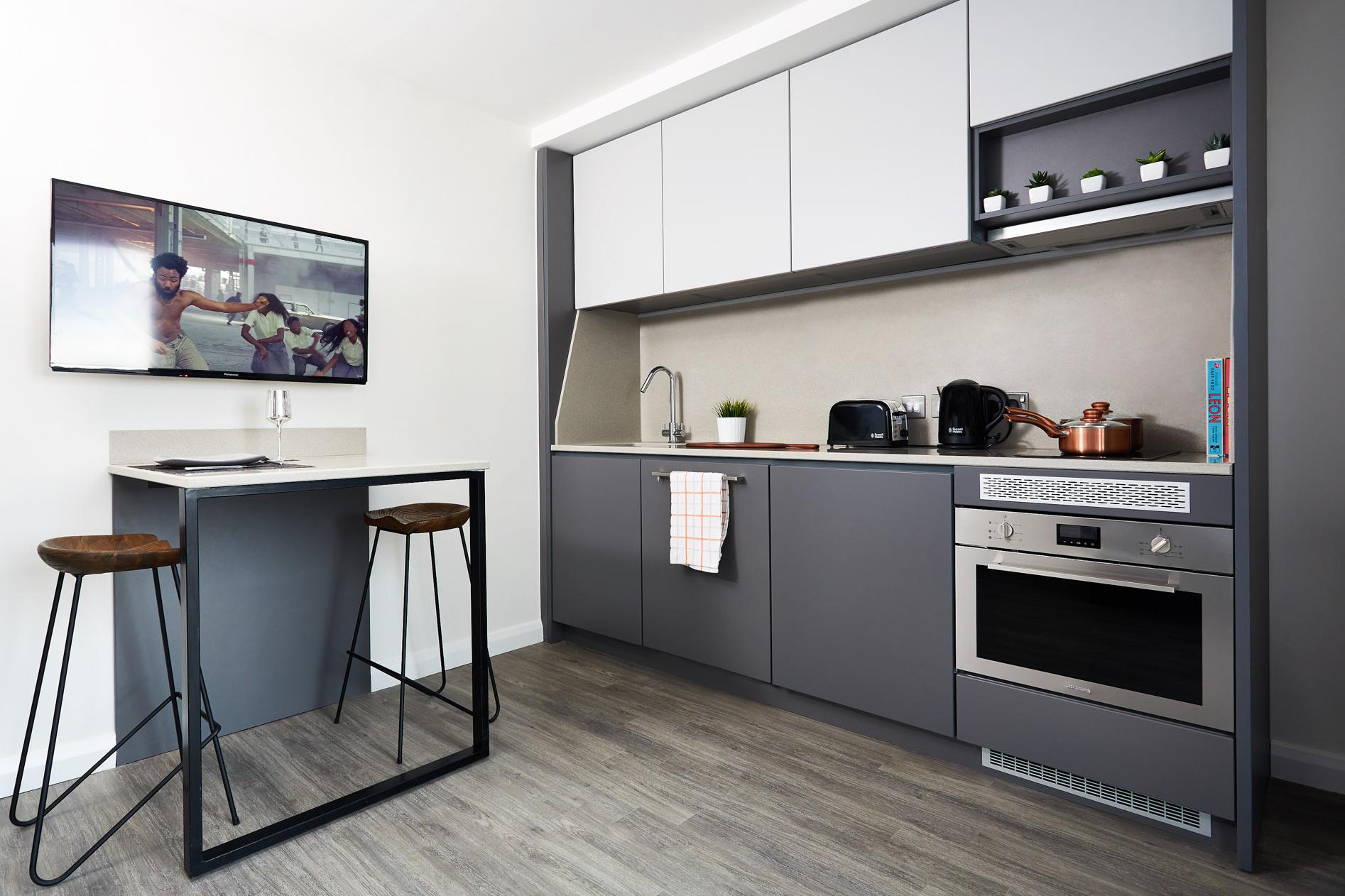  Platinum Accessible Studio  -  Portswood House  - Gallery -  2