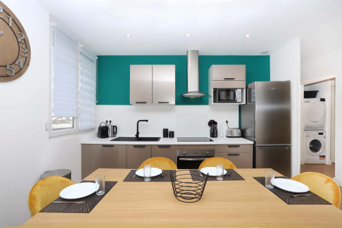 Chambre 2 - VICTOR HUGO FI